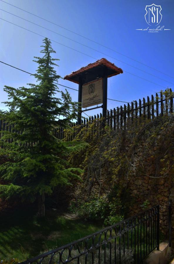 Saint Michel Chalets Al Arz Kültér fotó